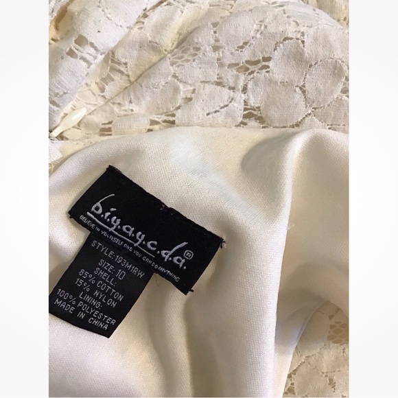 B.i.y.a.y.c.d.a. Women’s sleeveless V-neck lace dress. Size 10 - Picture 7 of 9